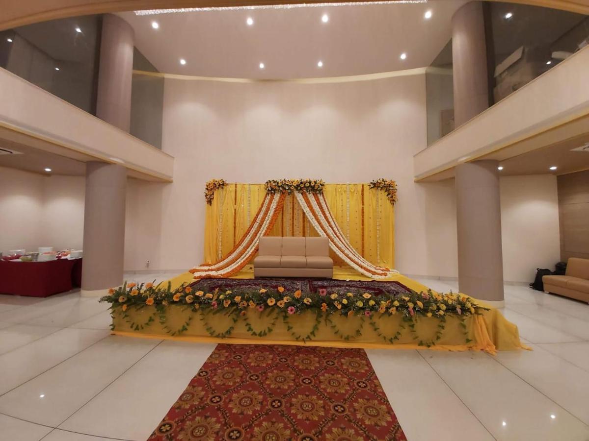 Acco Grand Hotel Lakhnau Kültér fotó