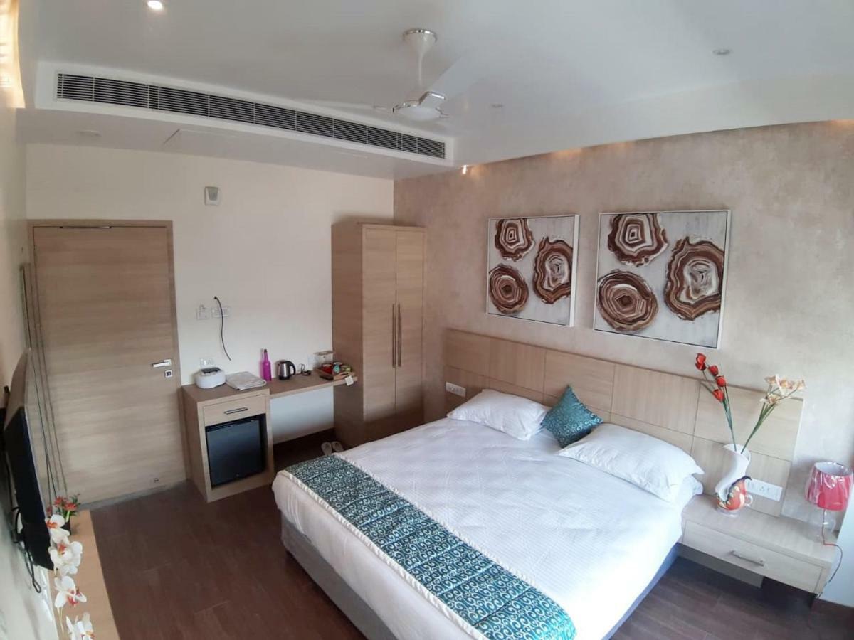 Acco Grand Hotel Lakhnau Kültér fotó