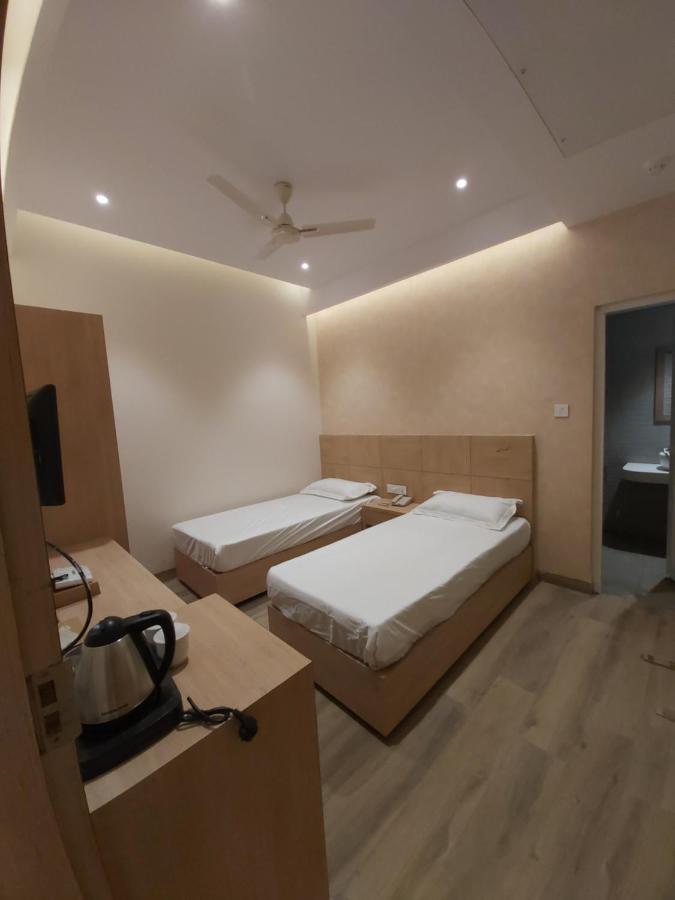 Acco Grand Hotel Lakhnau Kültér fotó